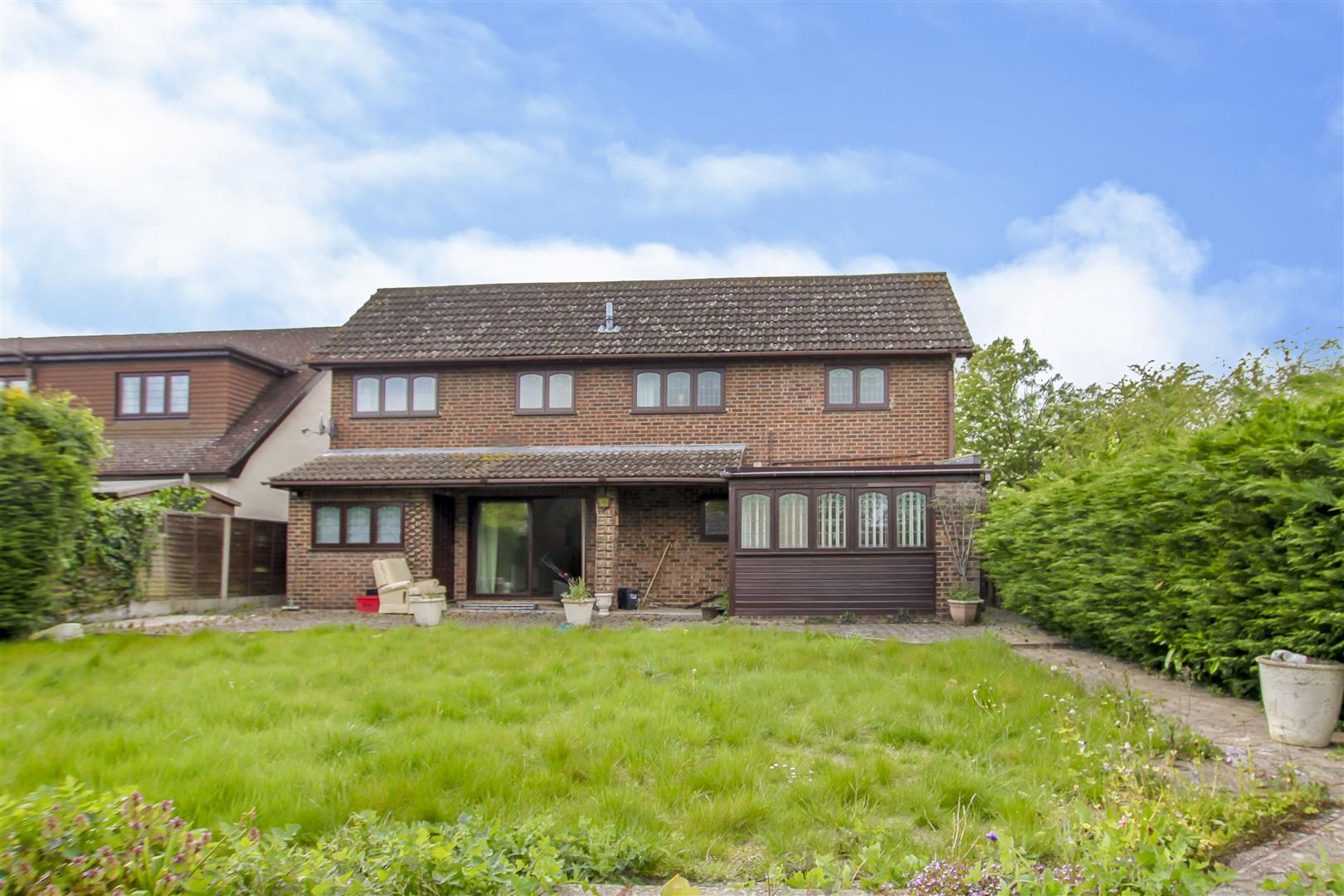 Beehive Chase, Hook End. Keith Ashton